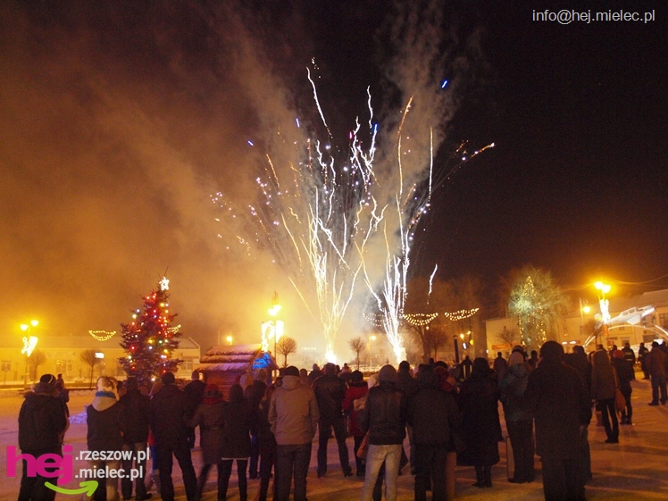 Debiut Radomyśla Wielkiego. Orkiestrowa impreza w Rynku, Światełko do Nieba