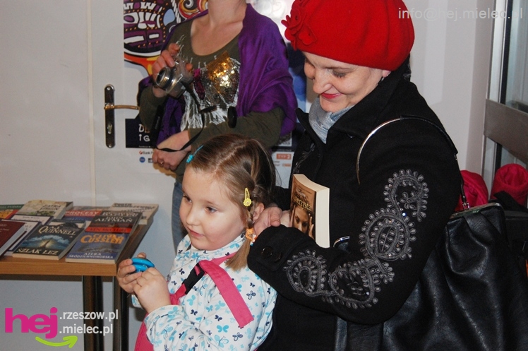 Wielka Orkiestra Świątecznej Pomocy zagrała kolejny raz w Miejskiej Bibliotece Publicznej [FOTO]