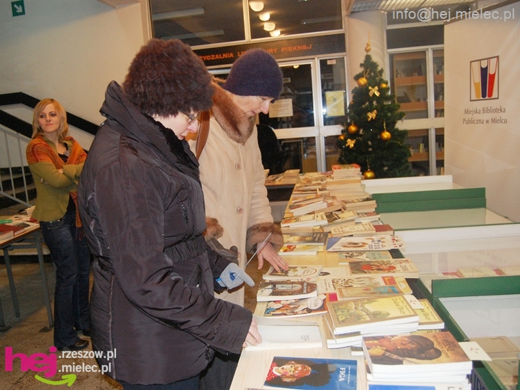 Wielka Orkiestra Świątecznej Pomocy zagrała kolejny raz w Miejskiej Bibliotece Publicznej [FOTO]