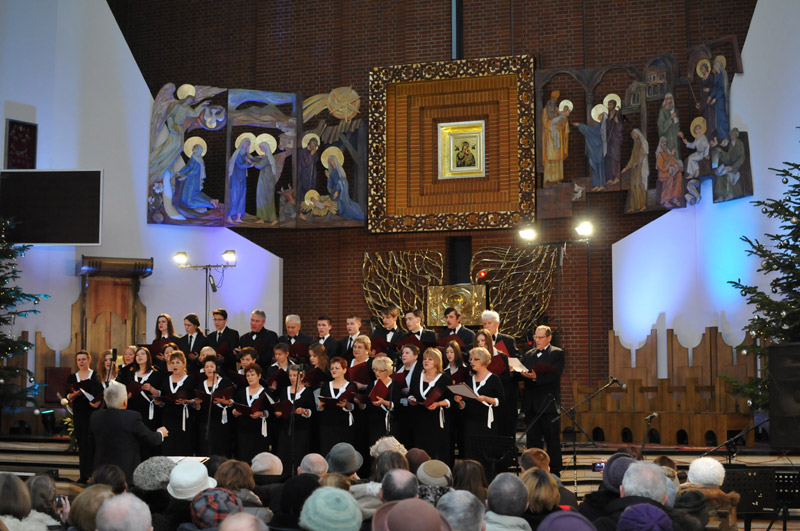 Jedenaście grup przed publicznocią, czyli Mieleckie Kolędowanie 2013