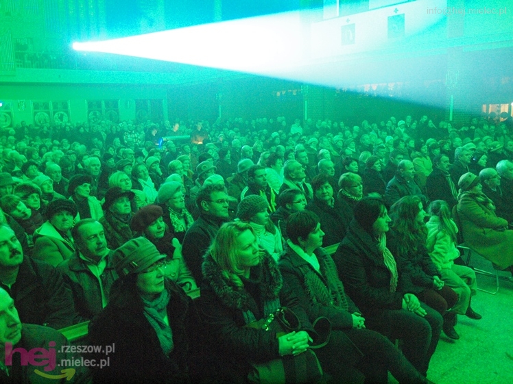 Brathanki z kolędowaniem w Mielcu