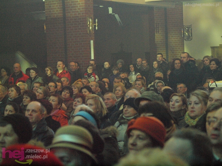 Brathanki z kolędowaniem w Mielcu