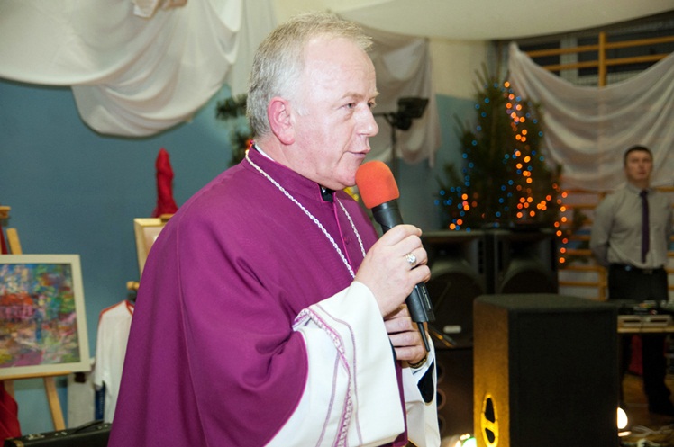 Bal Charytatywny dla Karolinki Cisło z Malinia. Zabawa, kwesta, licytacje