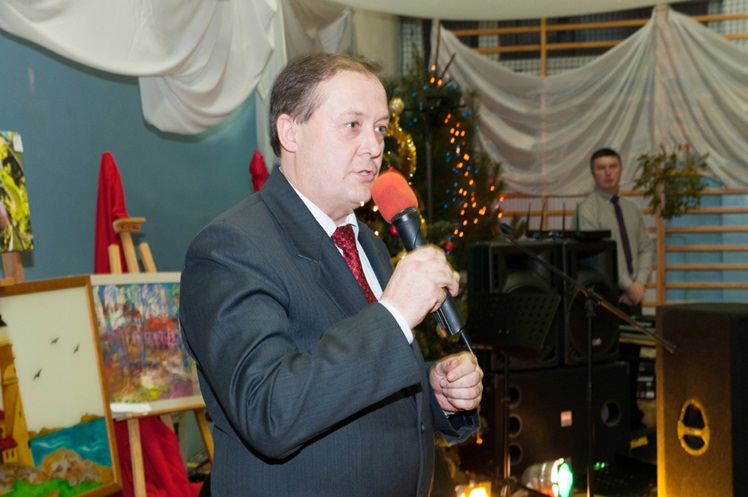 Bal Charytatywny dla Karolinki Cisło z Malinia. Zabawa, kwesta, licytacje