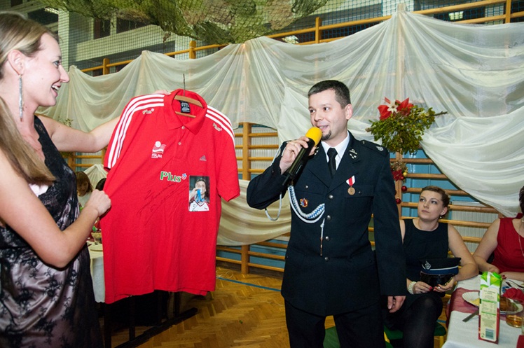 Bal Charytatywny dla Karolinki Cisło z Malinia. Zabawa, kwesta, licytacje