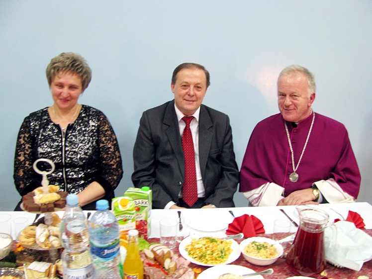 Bal Charytatywny dla Karolinki Cisło z Malinia. Zabawa, kwesta, licytacje