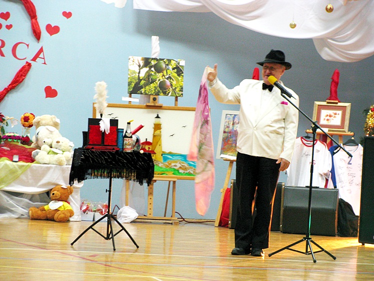 Bal Charytatywny dla Karolinki Cisło z Malinia. Zabawa, kwesta, licytacje