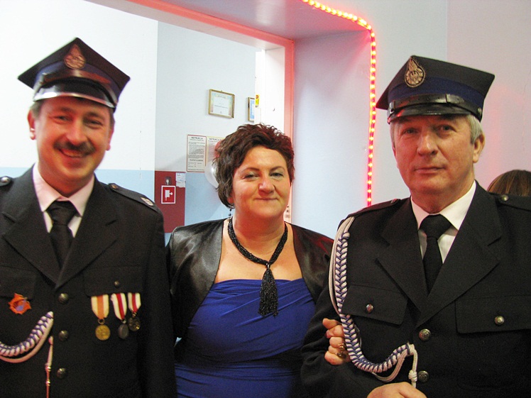 Bal Charytatywny dla Karolinki Cisło z Malinia. Zabawa, kwesta, licytacje