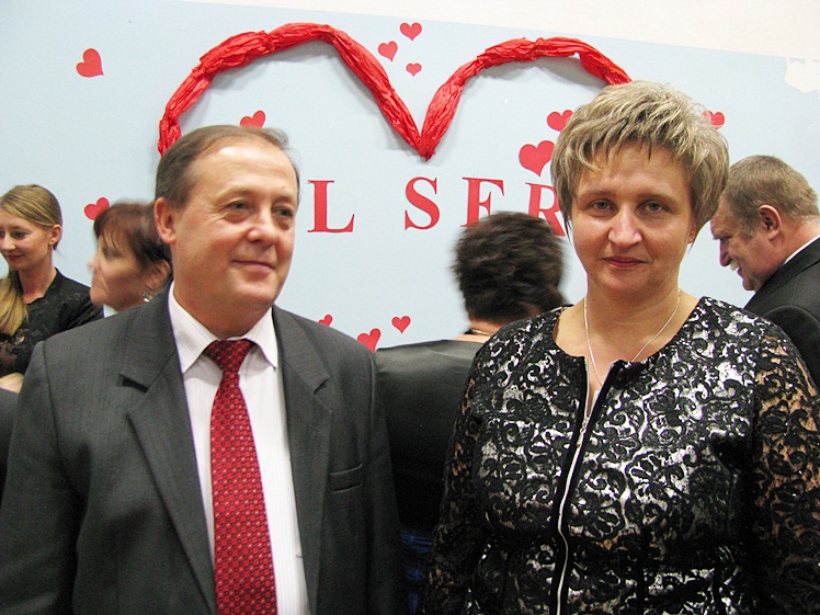 Bal Charytatywny dla Karolinki Cisło z Malinia. Zabawa, kwesta, licytacje