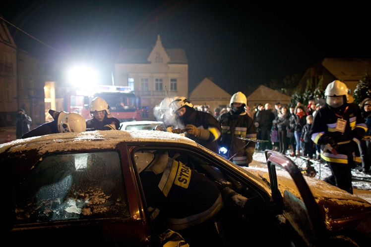 Strażacy OSP dla WOŚP w Radomyślu