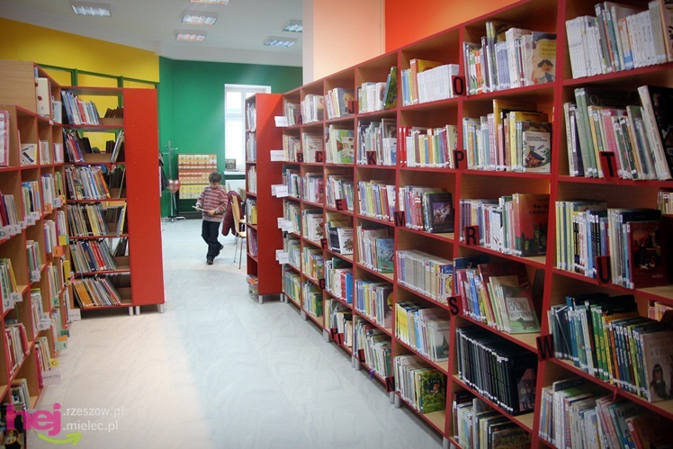 Nowa jakość bibliotek. Filie 4 i 5 działają już w Łojczykówce