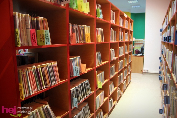 Nowa jakość bibliotek. Filie 4 i 5 działają już w Łojczykówce