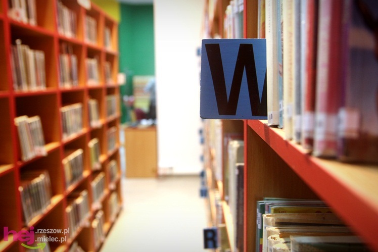 Nowa jakość bibliotek. Filie 4 i 5 działają już w Łojczykówce