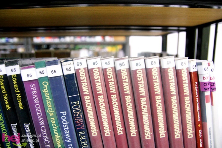 Nowa jakość bibliotek. Filie 4 i 5 działają już w Łojczykówce