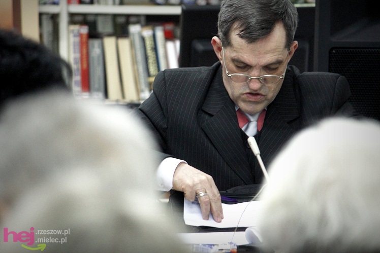 Pierwszy mielecki rocznik literacki ?Artefakty? wydany