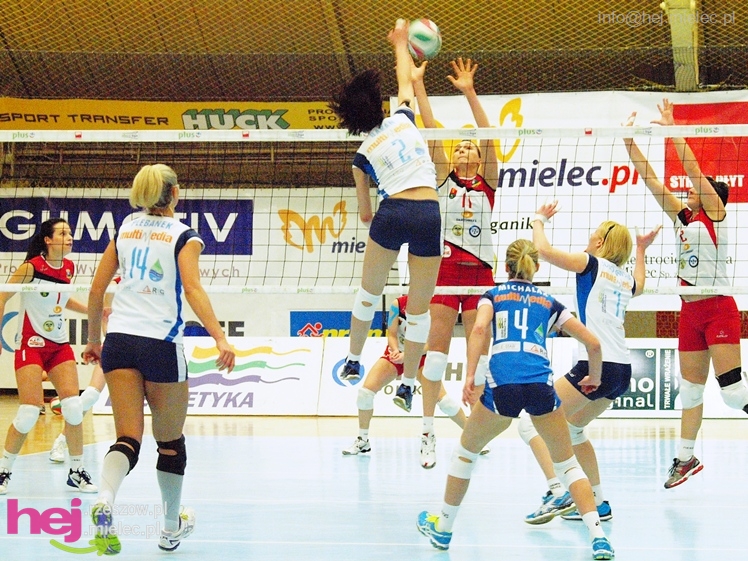 Siatkarki uległy Wieżycy 2011 Stężyca