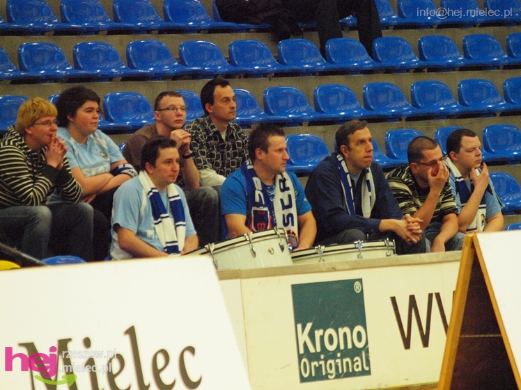 Siatkarki uległy Wieżycy 2011 Stężyca