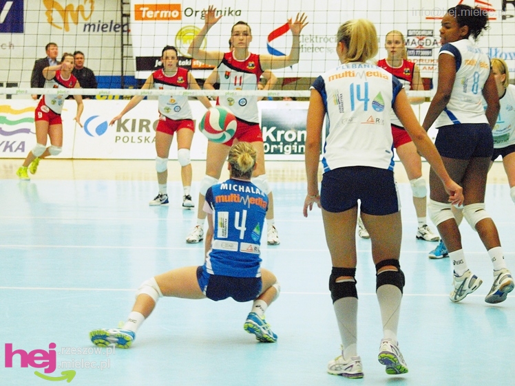 Siatkarki uległy Wieżycy 2011 Stężyca