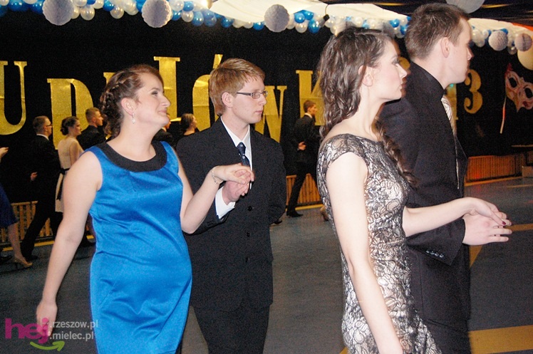 Studniówkowy bal 2013 - I Liceum - część I