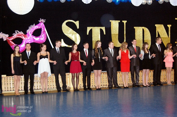 Studniówkowy bal 2013 - I Liceum - część I