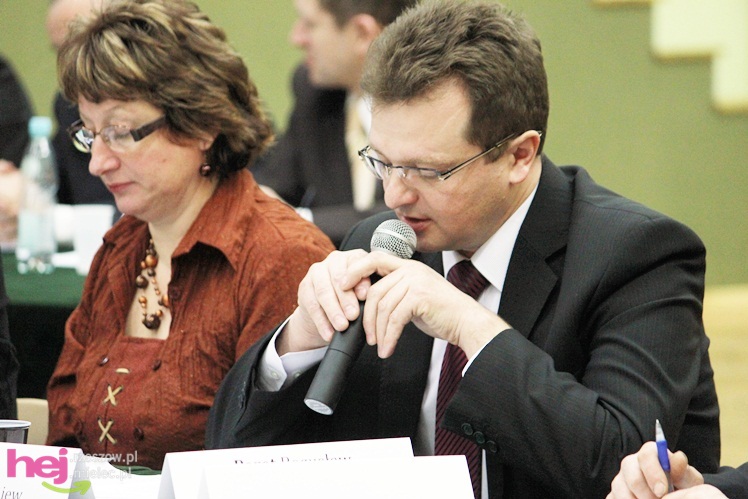 Radni powiatu opiniują warianty dróg dojazdowych do drugiego mostu
