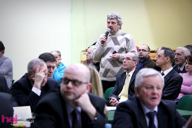 Radni powiatu opiniują warianty dróg dojazdowych do drugiego mostu