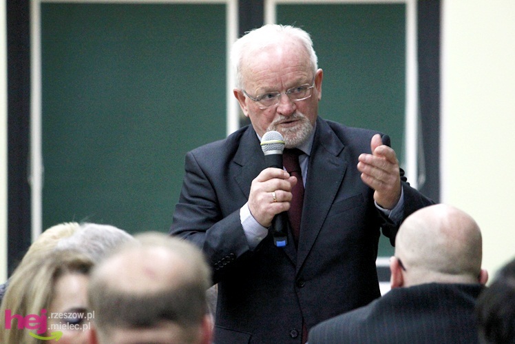 Radni powiatu opiniują warianty dróg dojazdowych do drugiego mostu