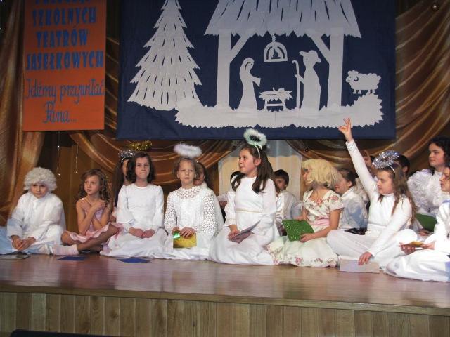 Jubileuszowy X  Przegląd   Teatrów Jasełkowych ?Idźmy powitać  Pana??  w Chorzelowie
