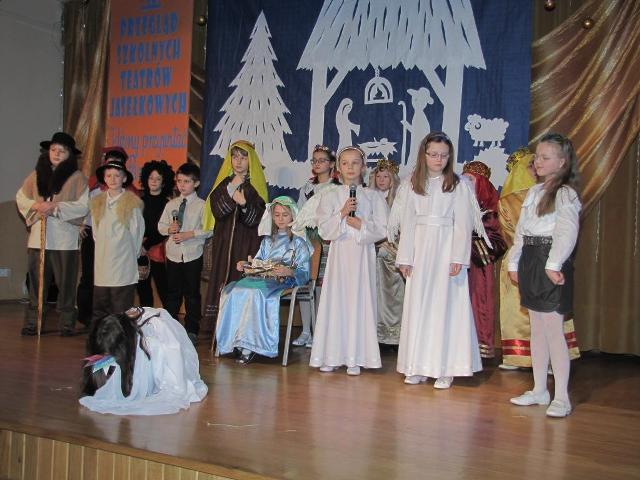 Jubileuszowy X  Przegląd   Teatrów Jasełkowych ?Idźmy powitać  Pana??  w Chorzelowie