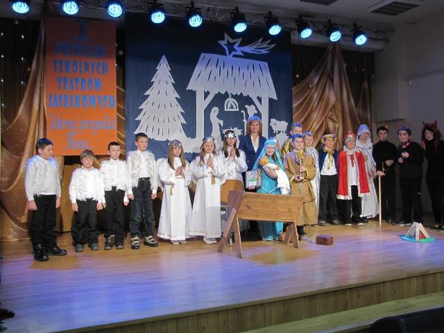 Jubileuszowy X  Przegląd   Teatrów Jasełkowych ?Idźmy powitać  Pana??  w Chorzelowie