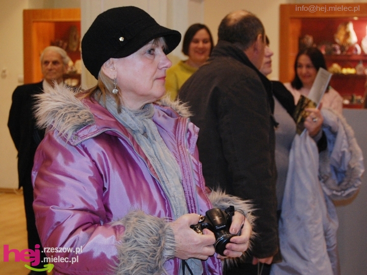 Wystawa poplenerowa - XIV Międzynarodowy Plener Malarsko ? Rzeźbiarski w Łańcucie oraz XII Ogólnopolski Plener Malarski