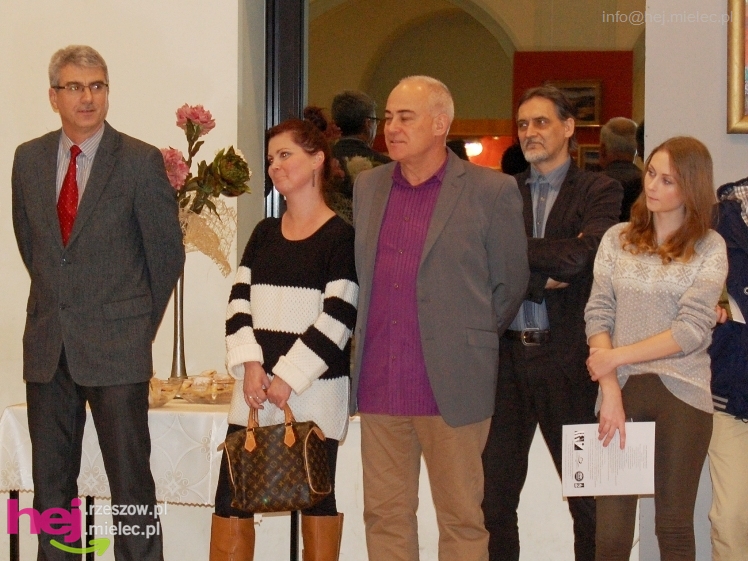 Wystawa poplenerowa - XIV Międzynarodowy Plener Malarsko ? Rzeźbiarski w Łańcucie oraz XII Ogólnopolski Plener Malarski
