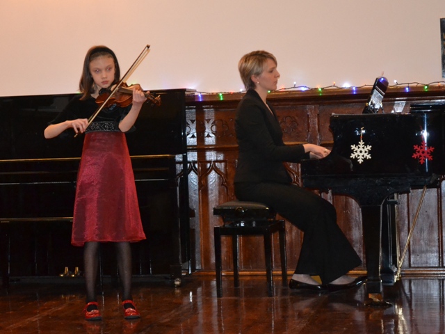 Koncert kolęd podopiecznych Studium Muzycznego