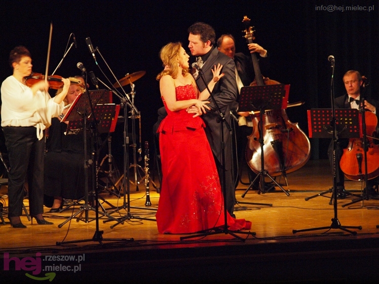 Wieczór z operetką, musicalem i humorem - Artur Jaroń zaprasza