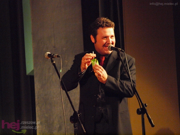 Wieczór z operetką, musicalem i humorem - Artur Jaroń zaprasza