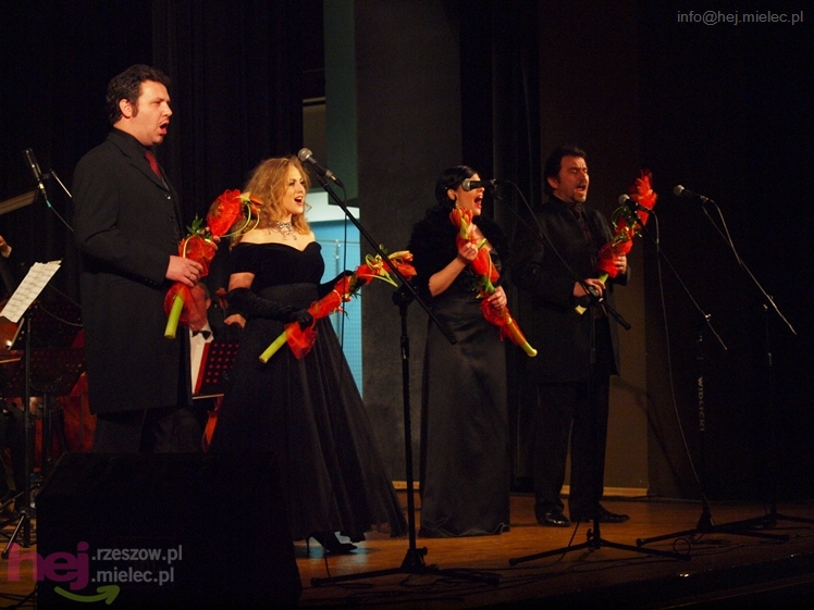 Wieczór z operetką, musicalem i humorem - Artur Jaroń zaprasza