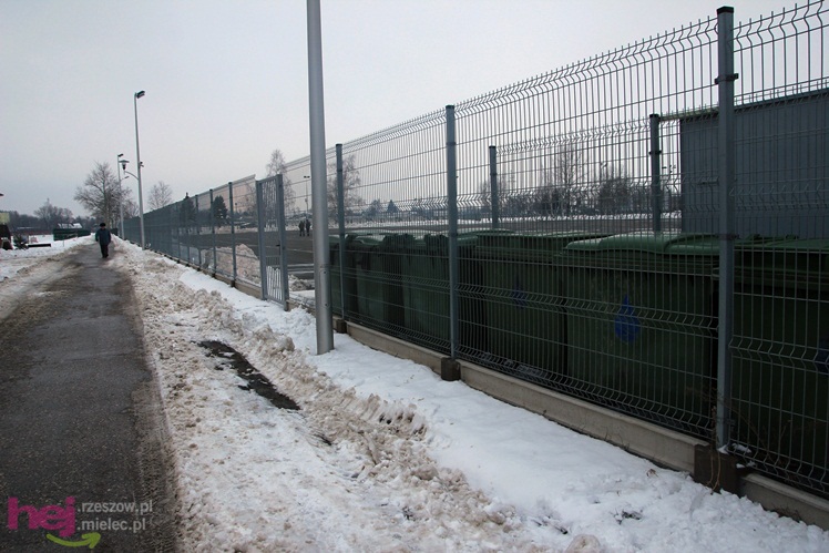 Nowy plac targowy czeka na handlujących