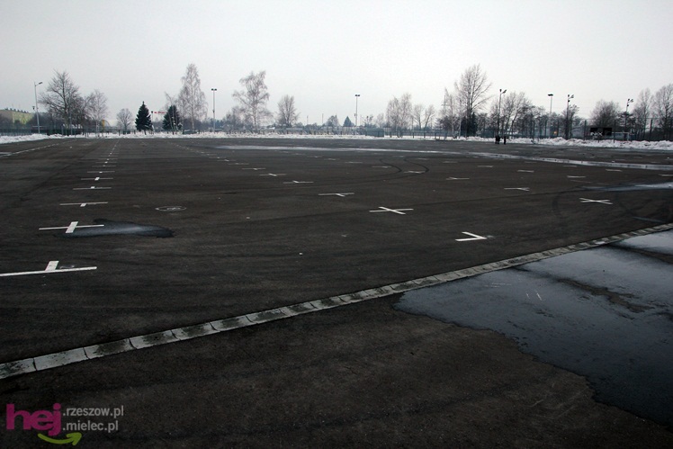 Nowy plac targowy czeka na handlujących