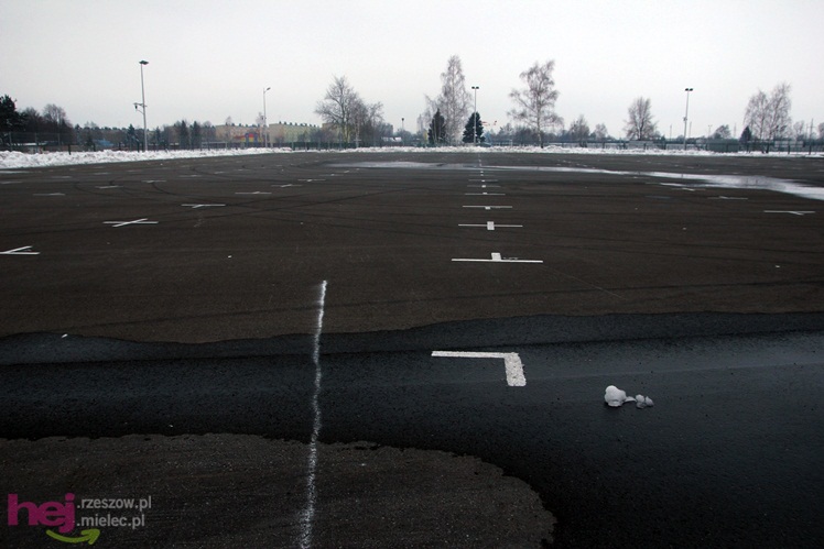 Nowy plac targowy czeka na handlujących