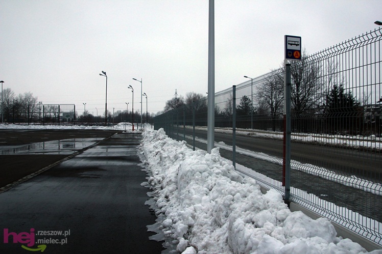 Nowy plac targowy czeka na handlujących