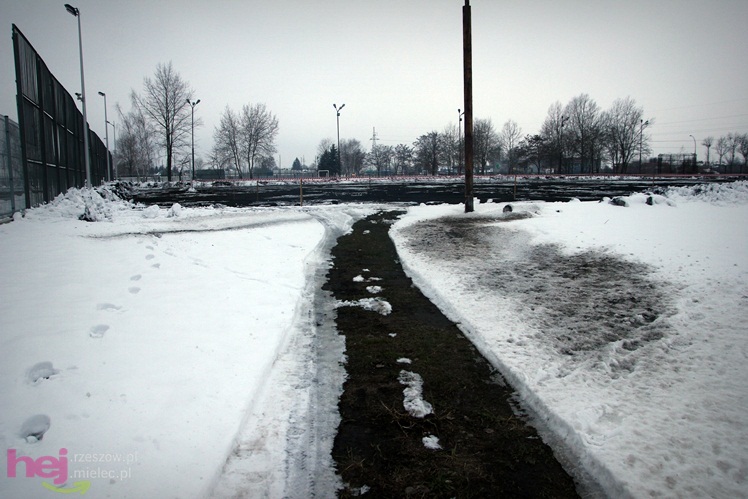 Nowy plac targowy czeka na handlujących
