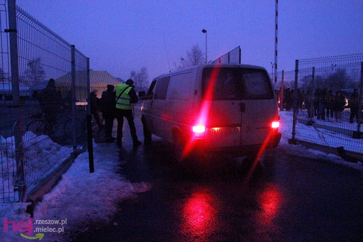 Bazar przeniesiony. Pierwszy dzień handlu na placu przy ul. Sportowej
