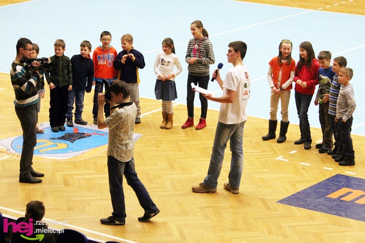 Finał akcji Mam haka na raka: turniej piłki nożnej - część I