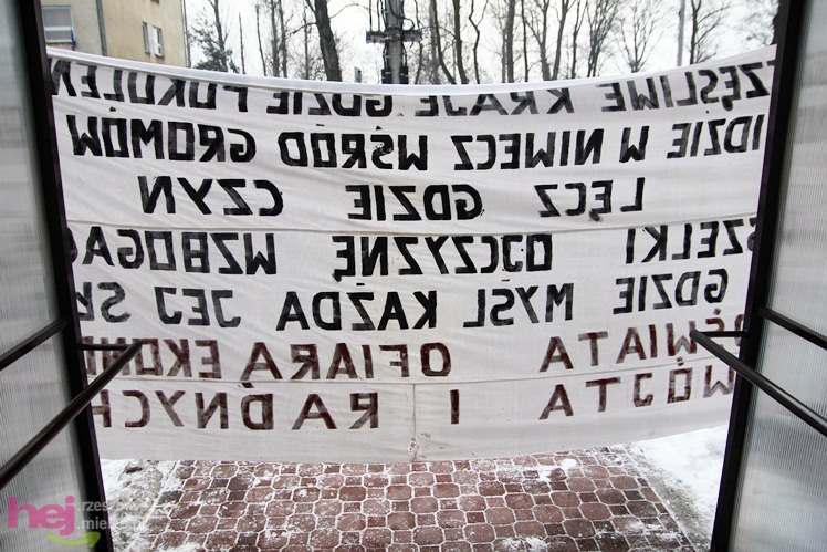 Wójt radnych nie przekonał. Szkoła w Rydzowie zlikwodowana nie będzie
