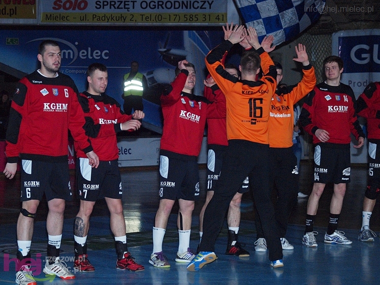 Spacerek z Miedzią Legnica. Spokojne i wysokie zwycięstwo Tauron Stali Mielec
