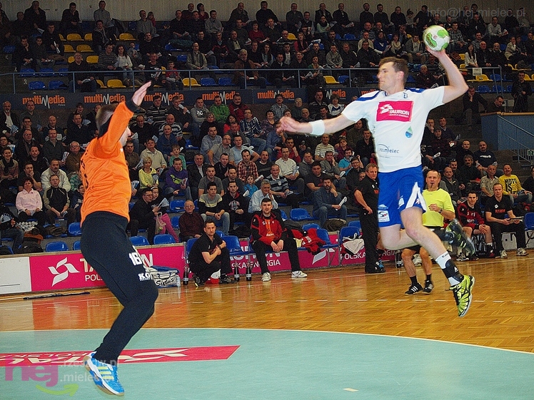 Spacerek z Miedzią Legnica. Spokojne i wysokie zwycięstwo Tauron Stali Mielec