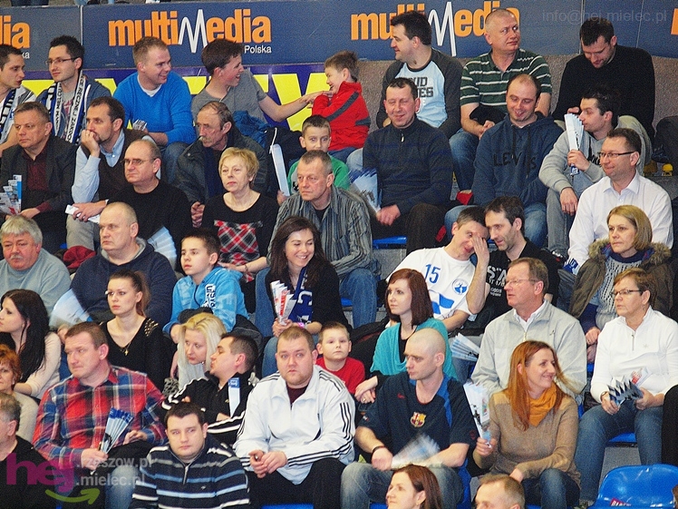 Spacerek z Miedzią Legnica. Spokojne i wysokie zwycięstwo Tauron Stali Mielec