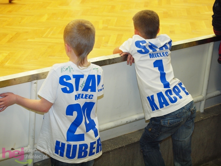 Spacerek z Miedzią Legnica. Spokojne i wysokie zwycięstwo Tauron Stali Mielec