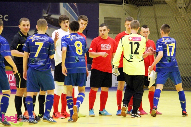 Mistrzostwa Polski U-16 w futsalu w Mielcu - DZIEŃ I