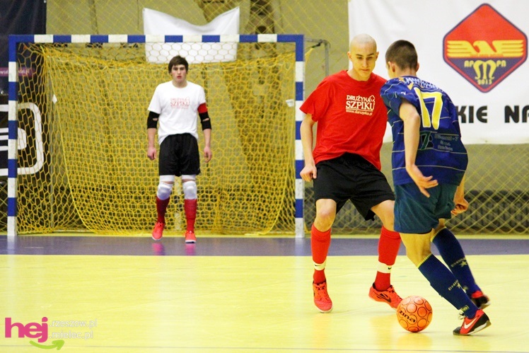 Mistrzostwa Polski U-16 w futsalu w Mielcu - DZIEŃ I